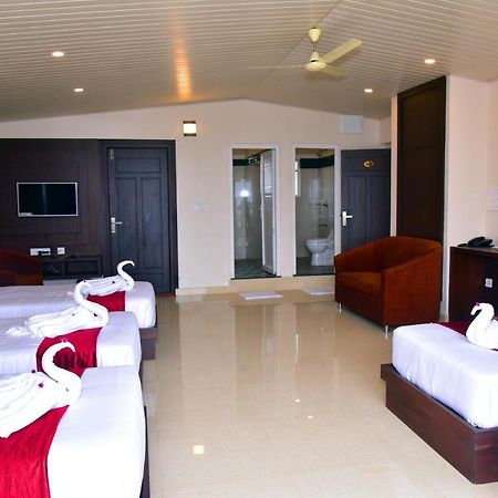 Hotel Coorg Palace Madikeri Kültér fotó