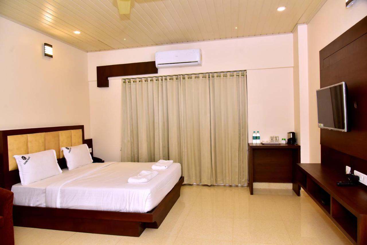 Hotel Coorg Palace Madikeri Kültér fotó