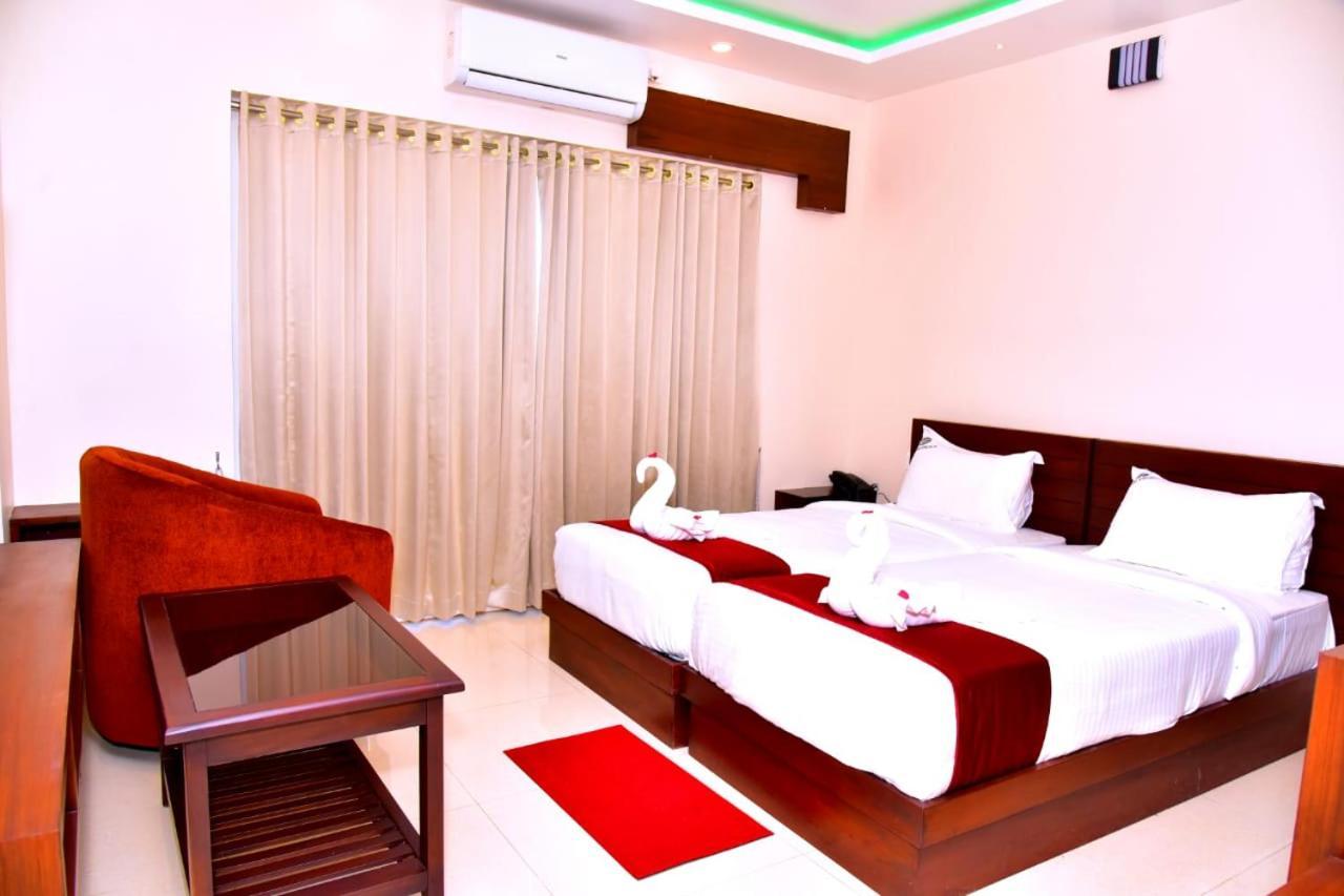 Hotel Coorg Palace Madikeri Kültér fotó
