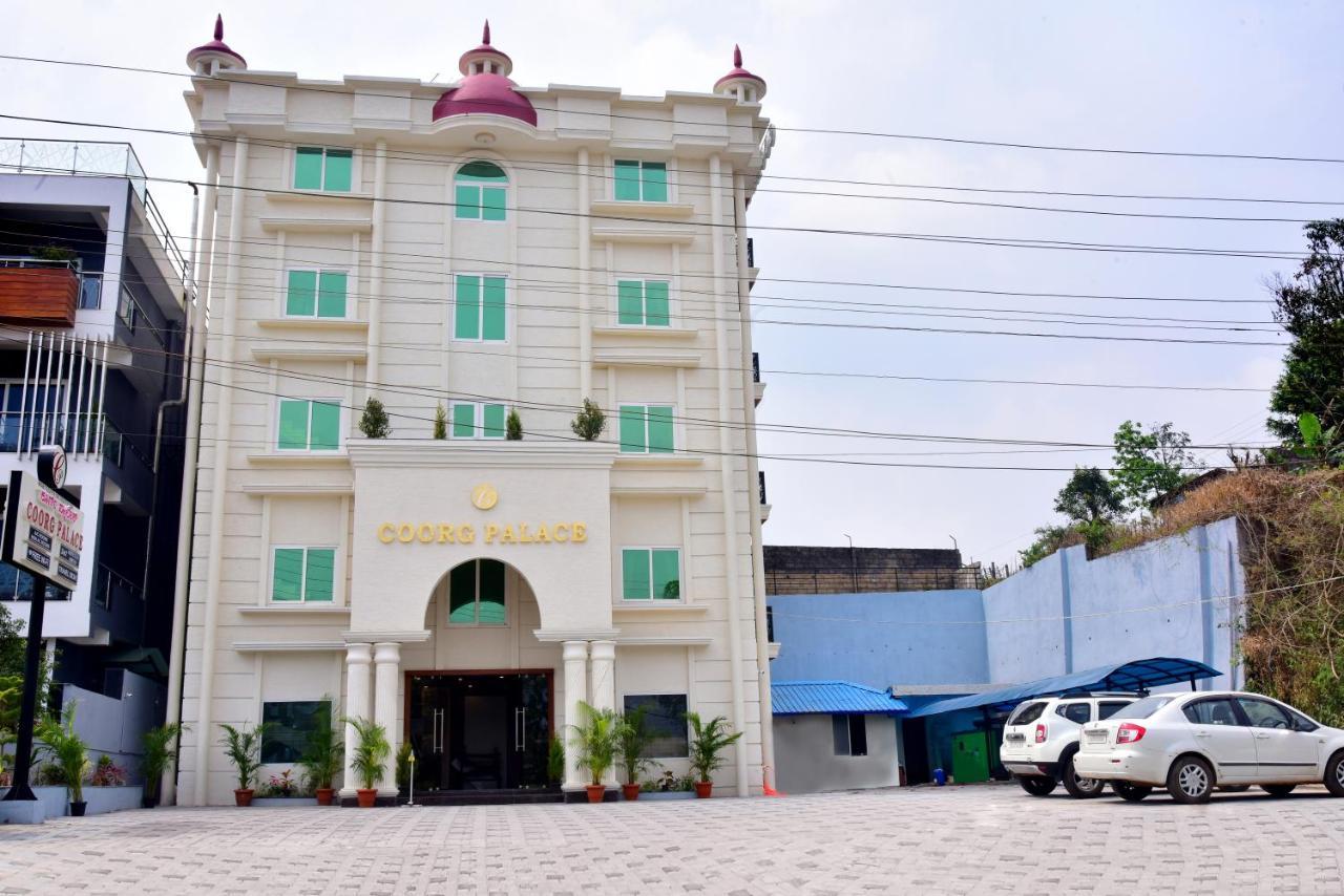 Hotel Coorg Palace Madikeri Kültér fotó