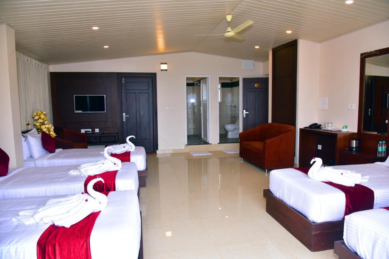 Hotel Coorg Palace Madikeri Kültér fotó
